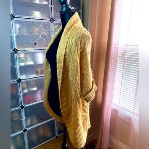 Gold/Khaki Cardigan Short Sleeve Sweater, cute with fitted jeans & a heel.